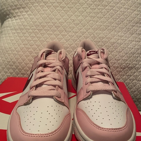 Pink foam Nike dunk women’s 7 - Picture 2 of 6